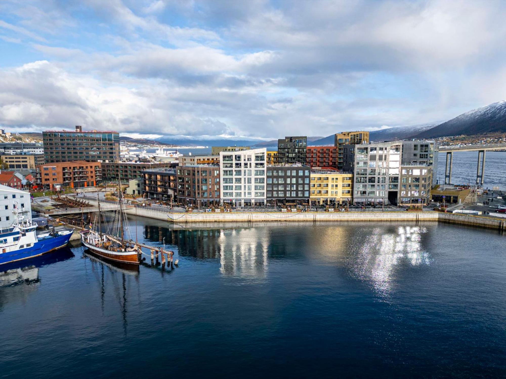 The Dock 69 39 By Scandic Tromsø Buitenkant foto